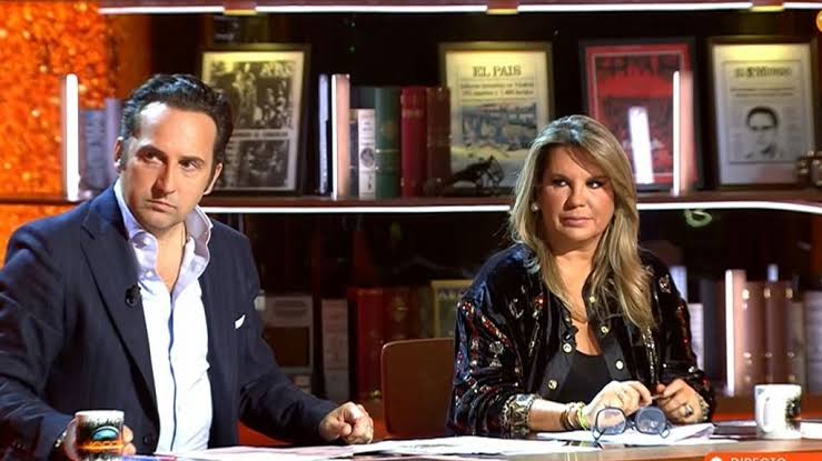 Iker Jiménez y Carmen Porter en el plató.